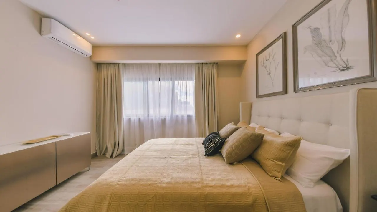 Fully Serviced Apartment At Regatta Living II - 907 Santo Domingo